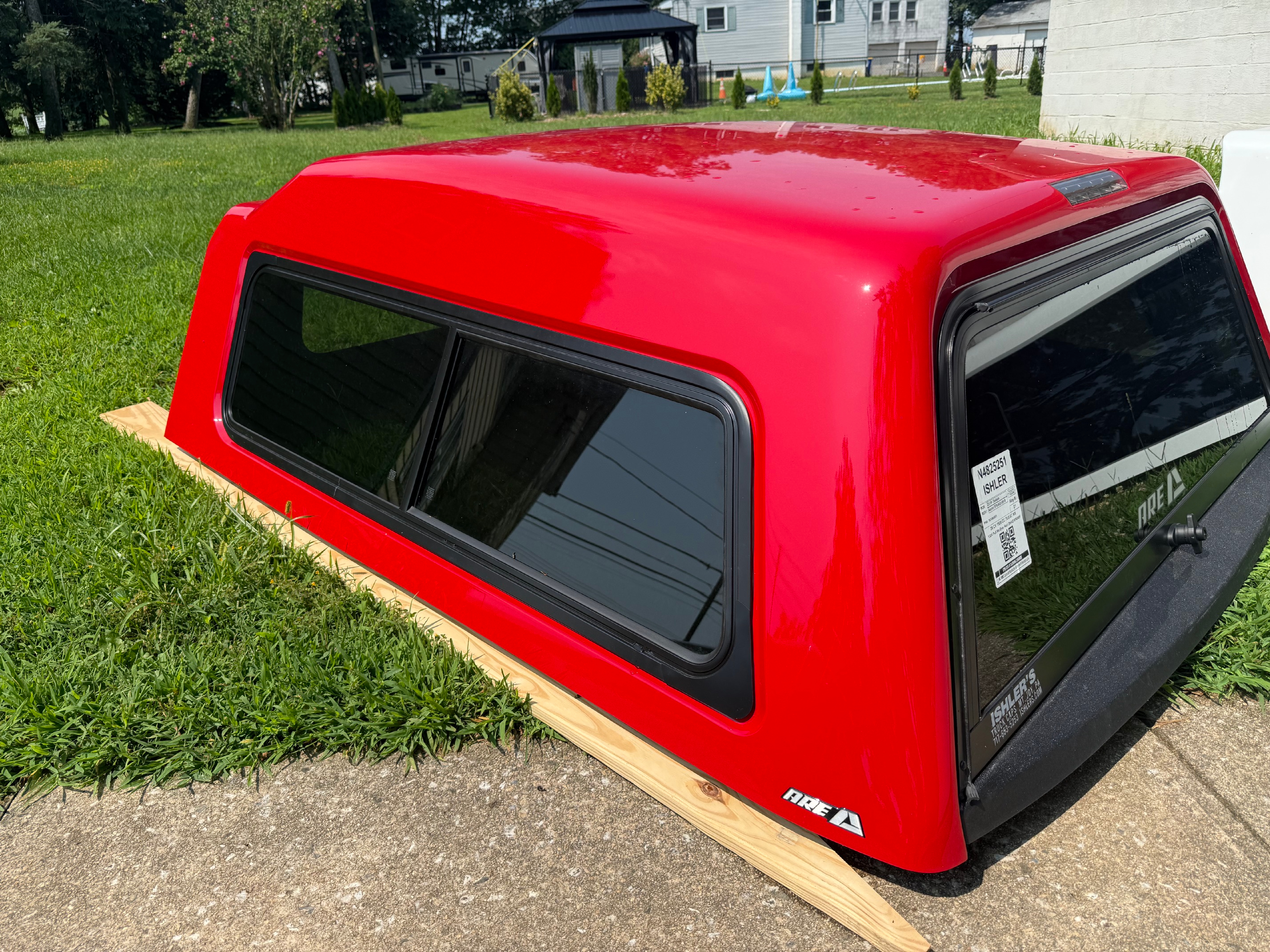 2019-current Silverado 1500 Crew 5.9′, red (STK #32)
