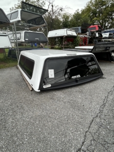 2009-current (2500 Crew and 1500 Classic) Ram 8′ white ( (STK#79)
