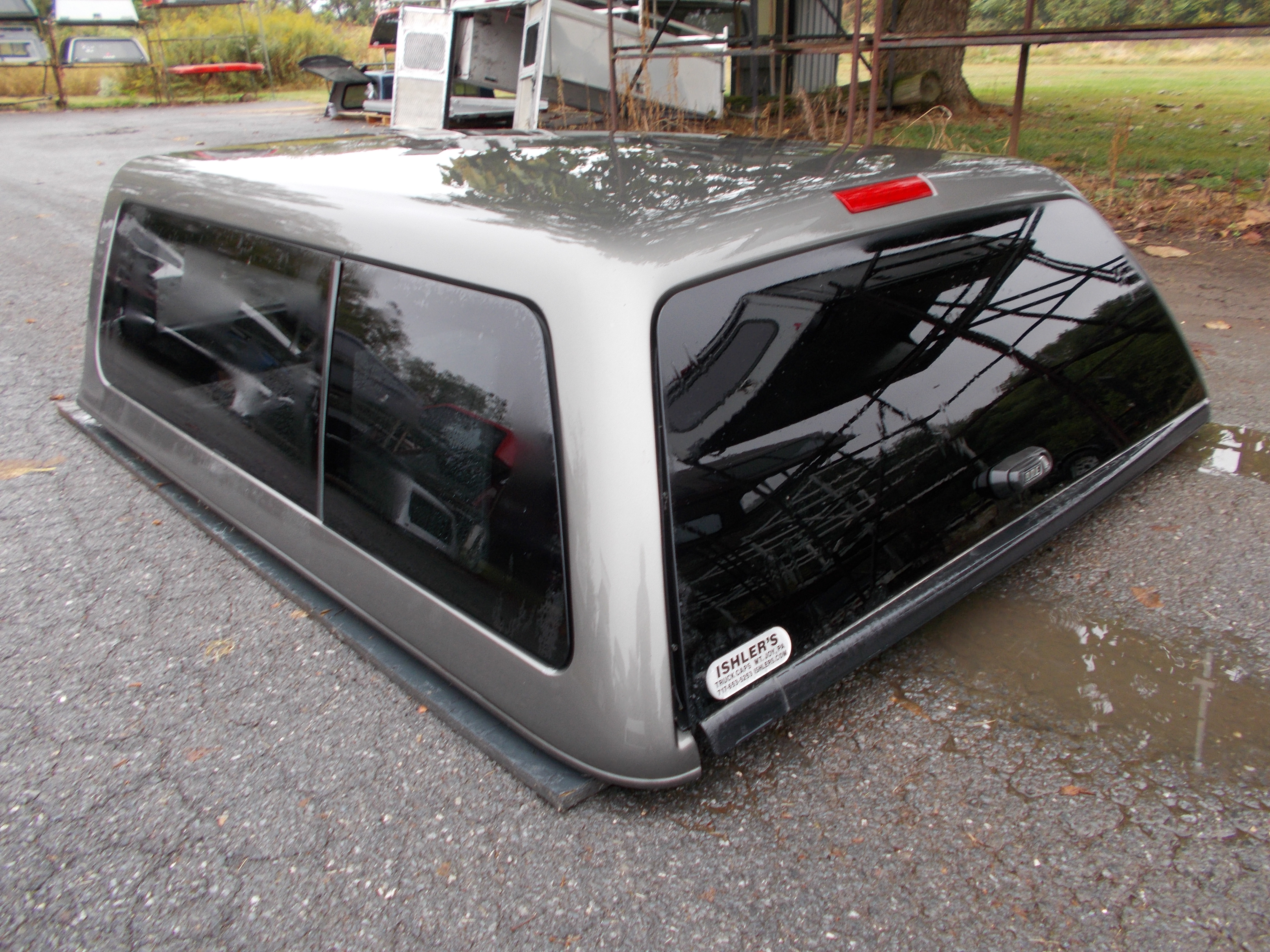 2004-2006 Toyota Tundra Dbl. Cab 6.', gray (STK #42) | Ishler's Truck Caps