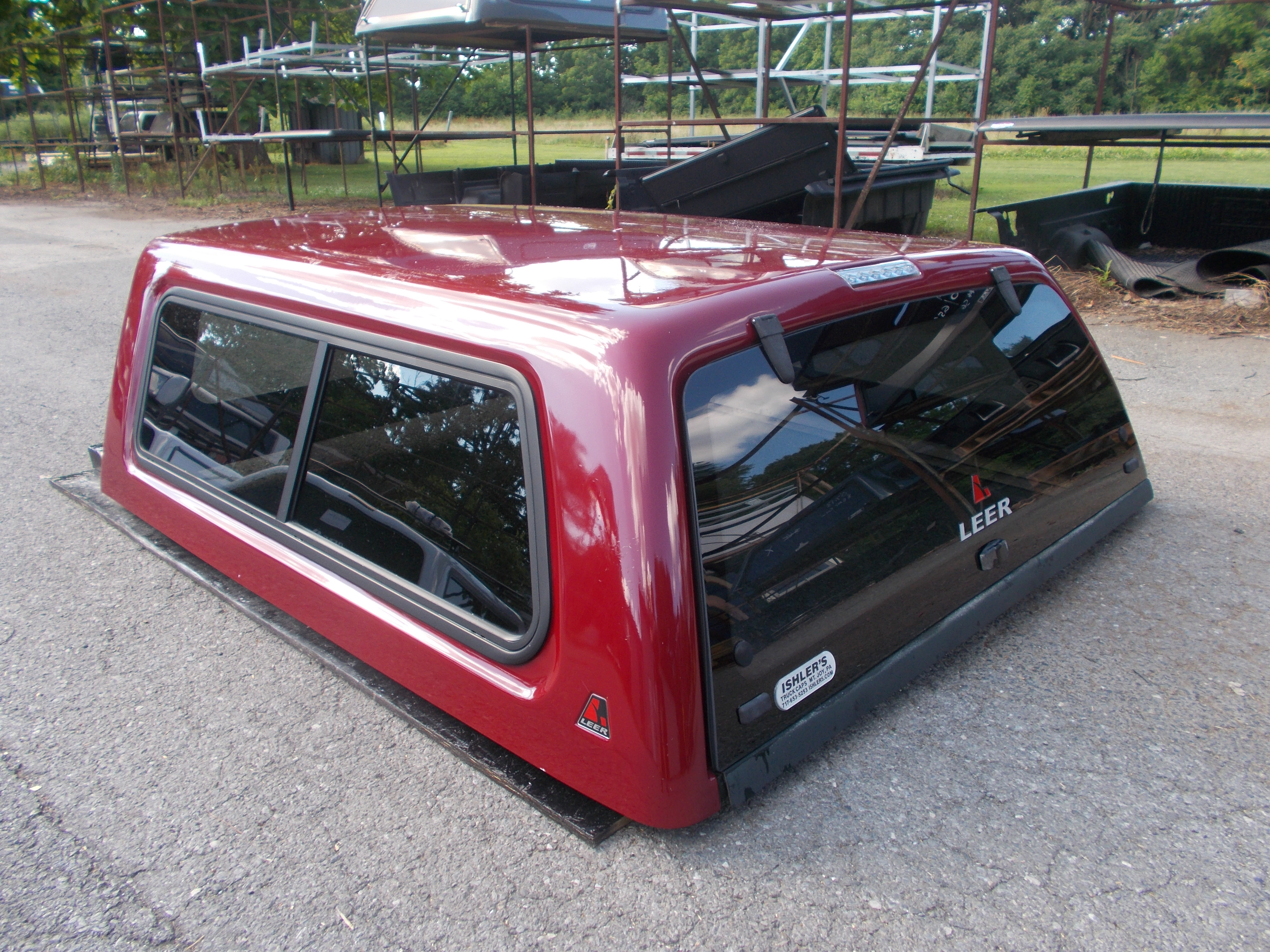 20042006 Silverado 5.8' Crew, red (STK 20) Ishler's Truck Caps